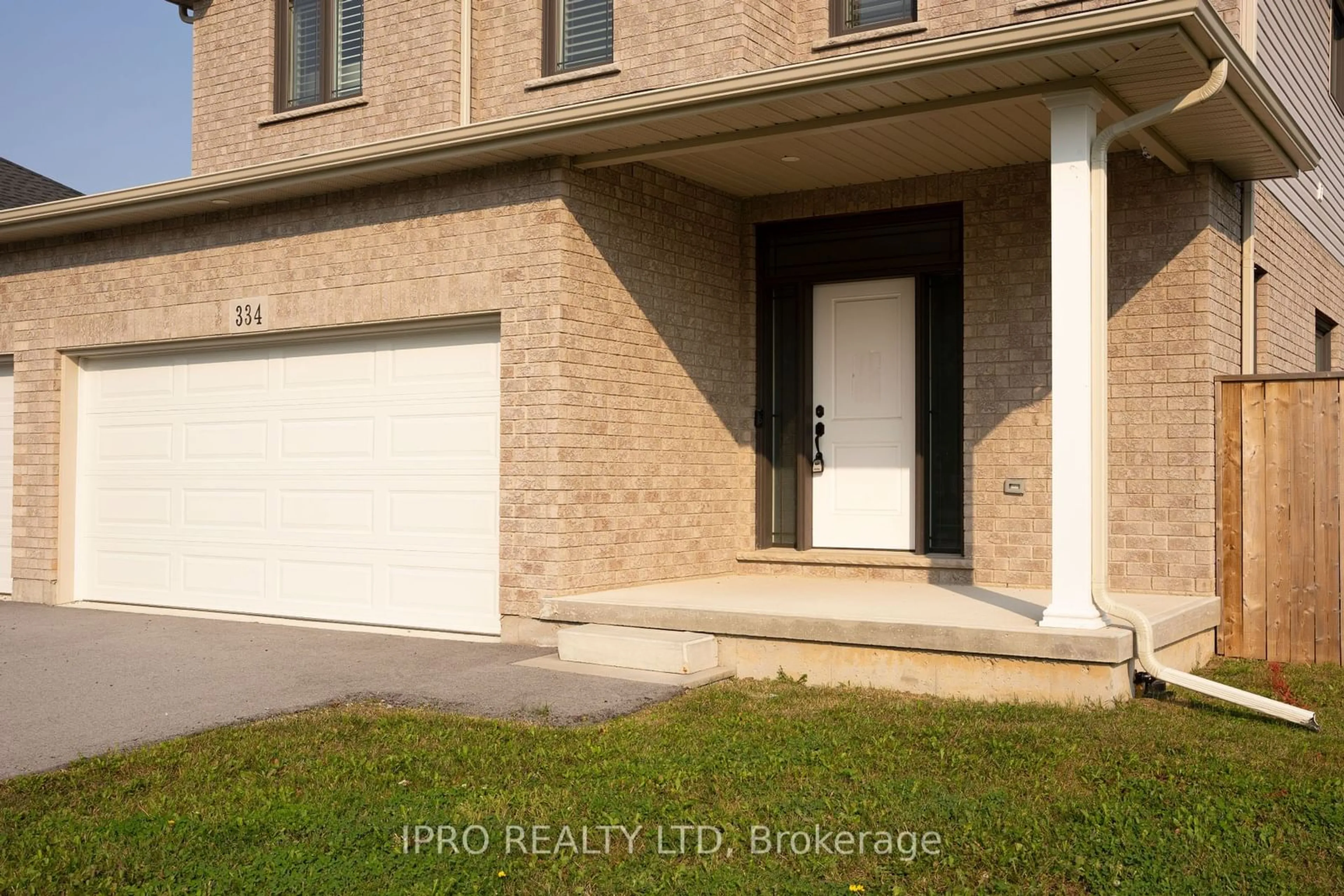 Frontside or backside of a home, the street view for 334 Viger Dr, Welland Ontario L3B 5E9