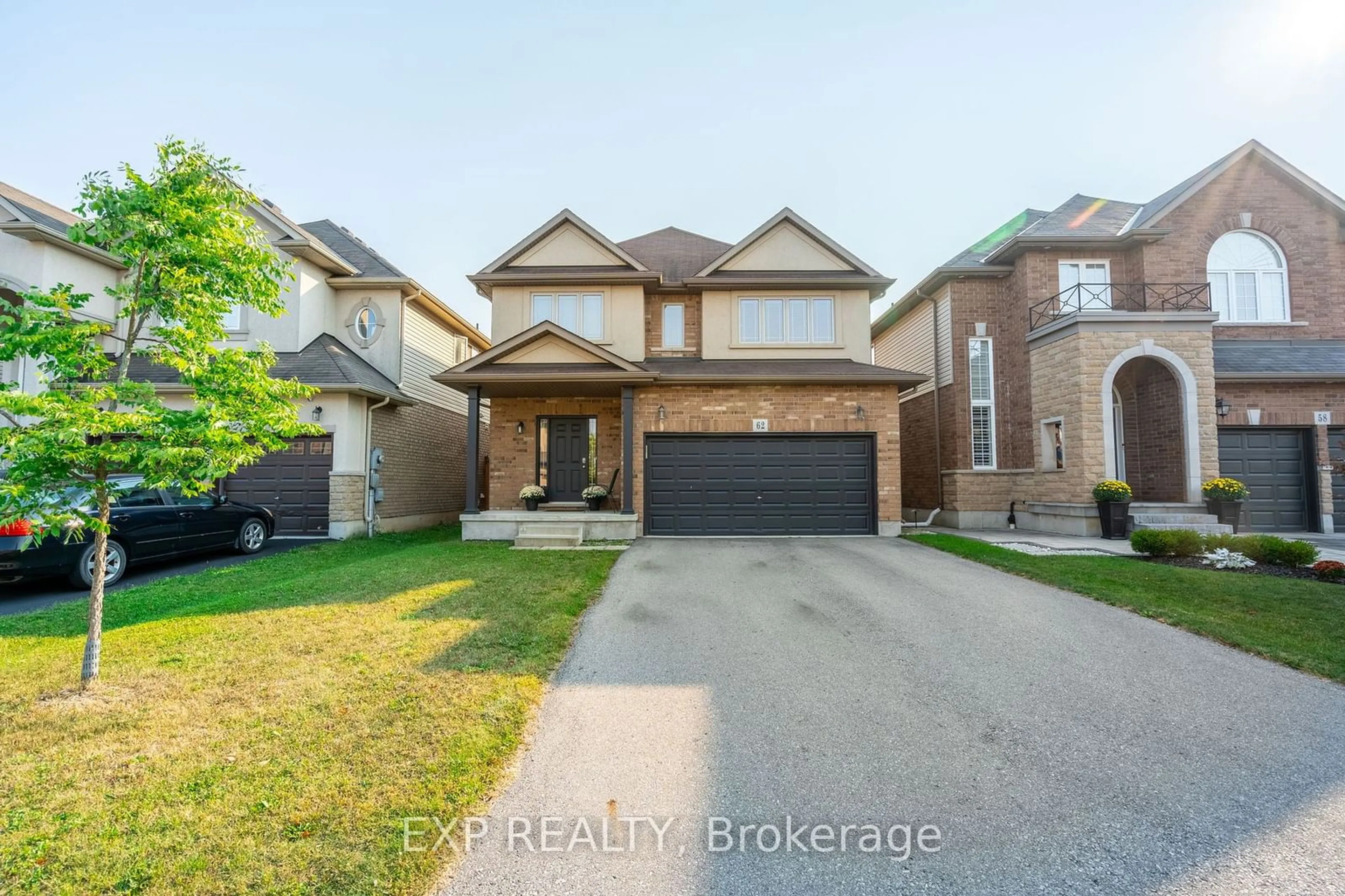 Frontside or backside of a home for 62 Boulder Cres, Hamilton Ontario L0R 1P0