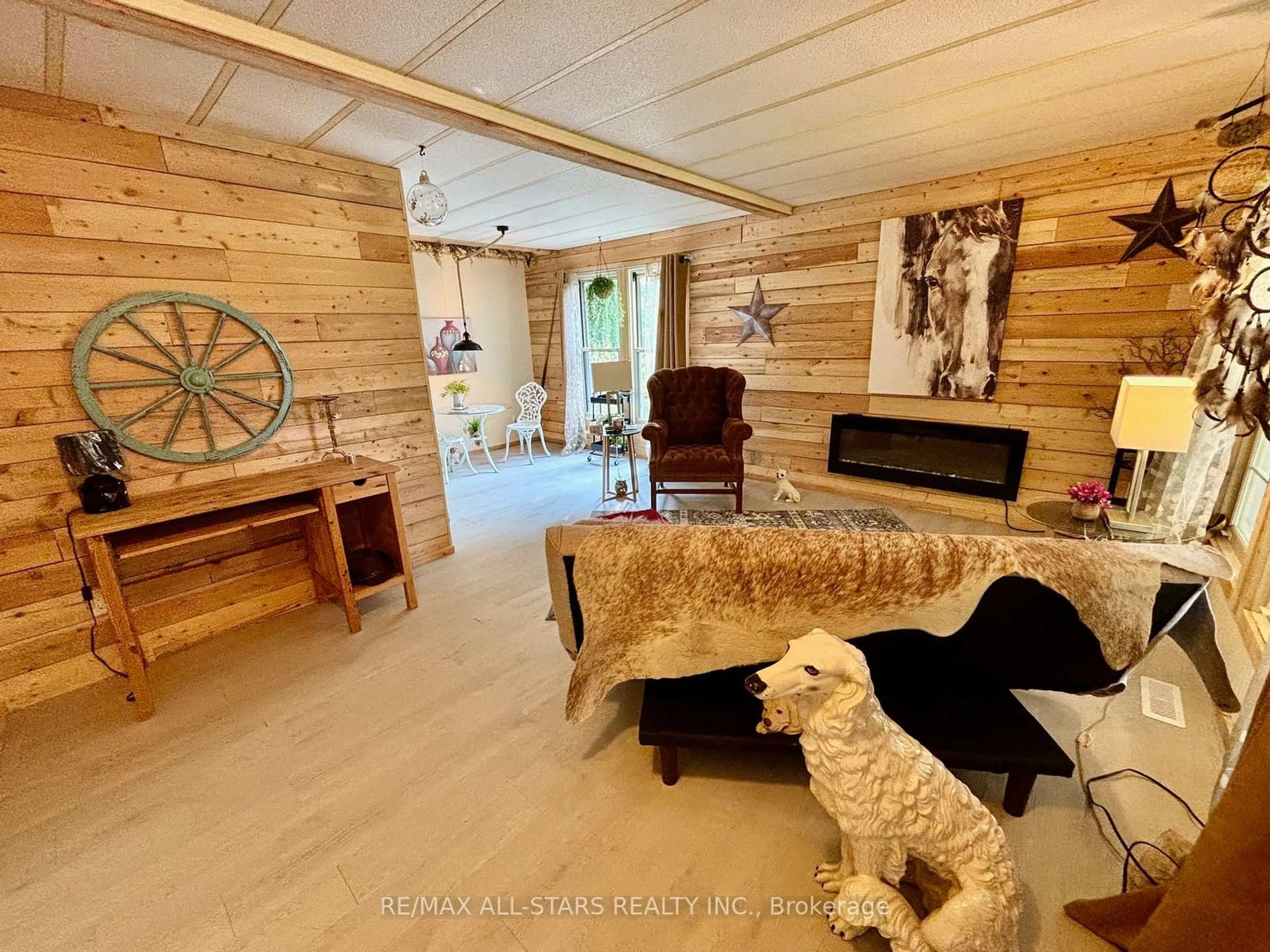 A pic of a room, wood floors for 332 portage Rd, Kawartha Lakes Ontario K0M 2T0