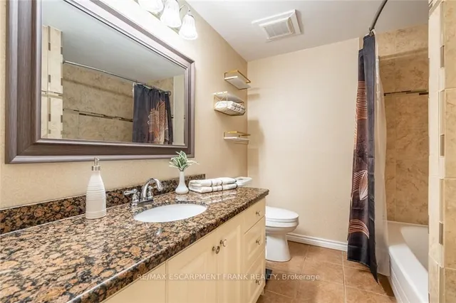 Additional property image - 1115 Paramount Dr Unit 103