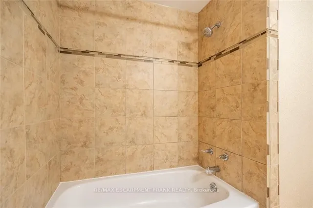 Additional property image - 1115 Paramount Dr Unit 103