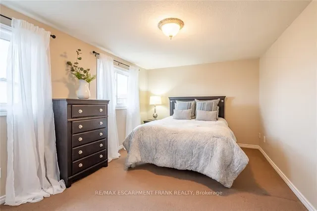 Additional property image - 1115 Paramount Dr Unit 103