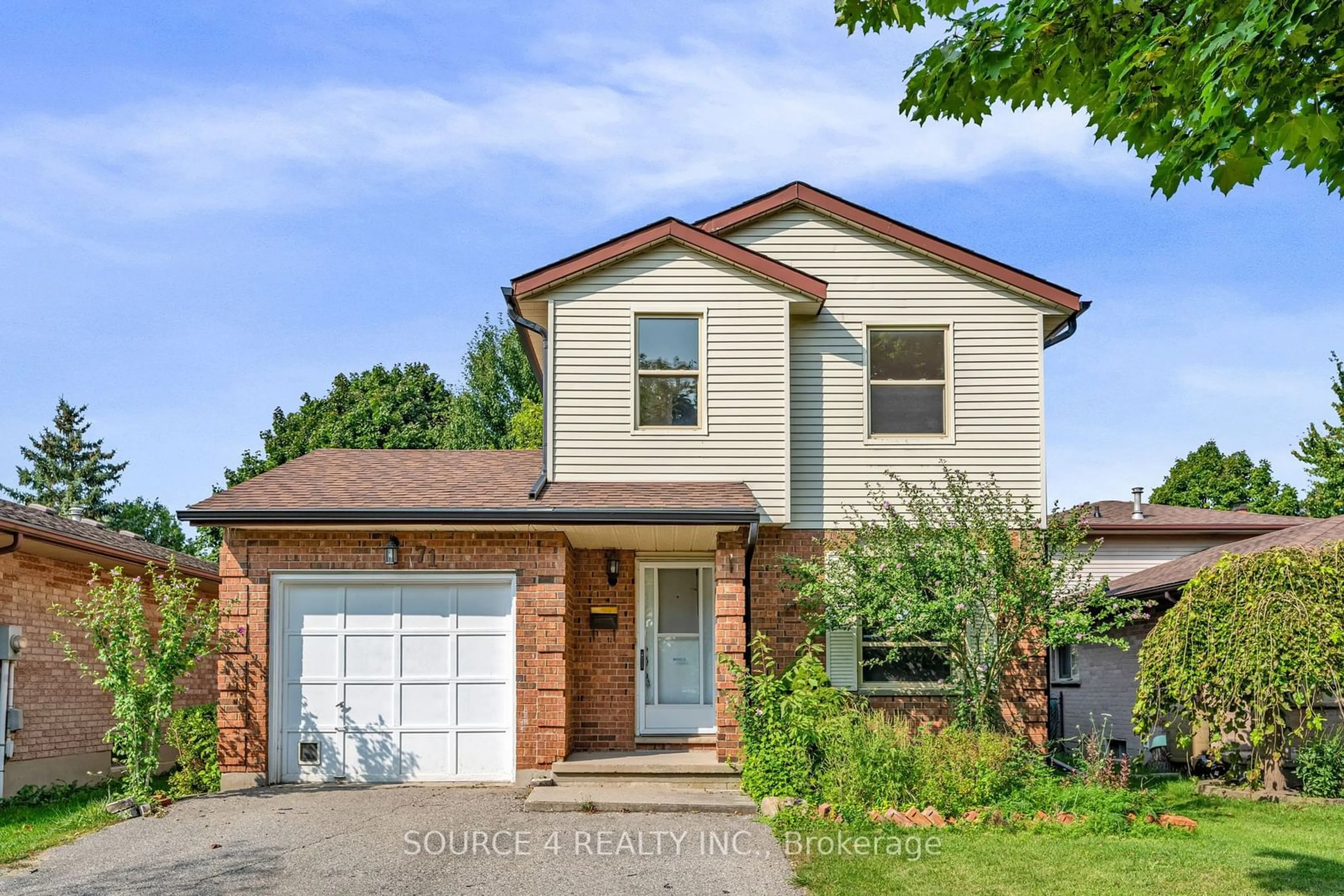 Frontside or backside of a home for 71 Clara Cres, London Ontario N6E 3G4