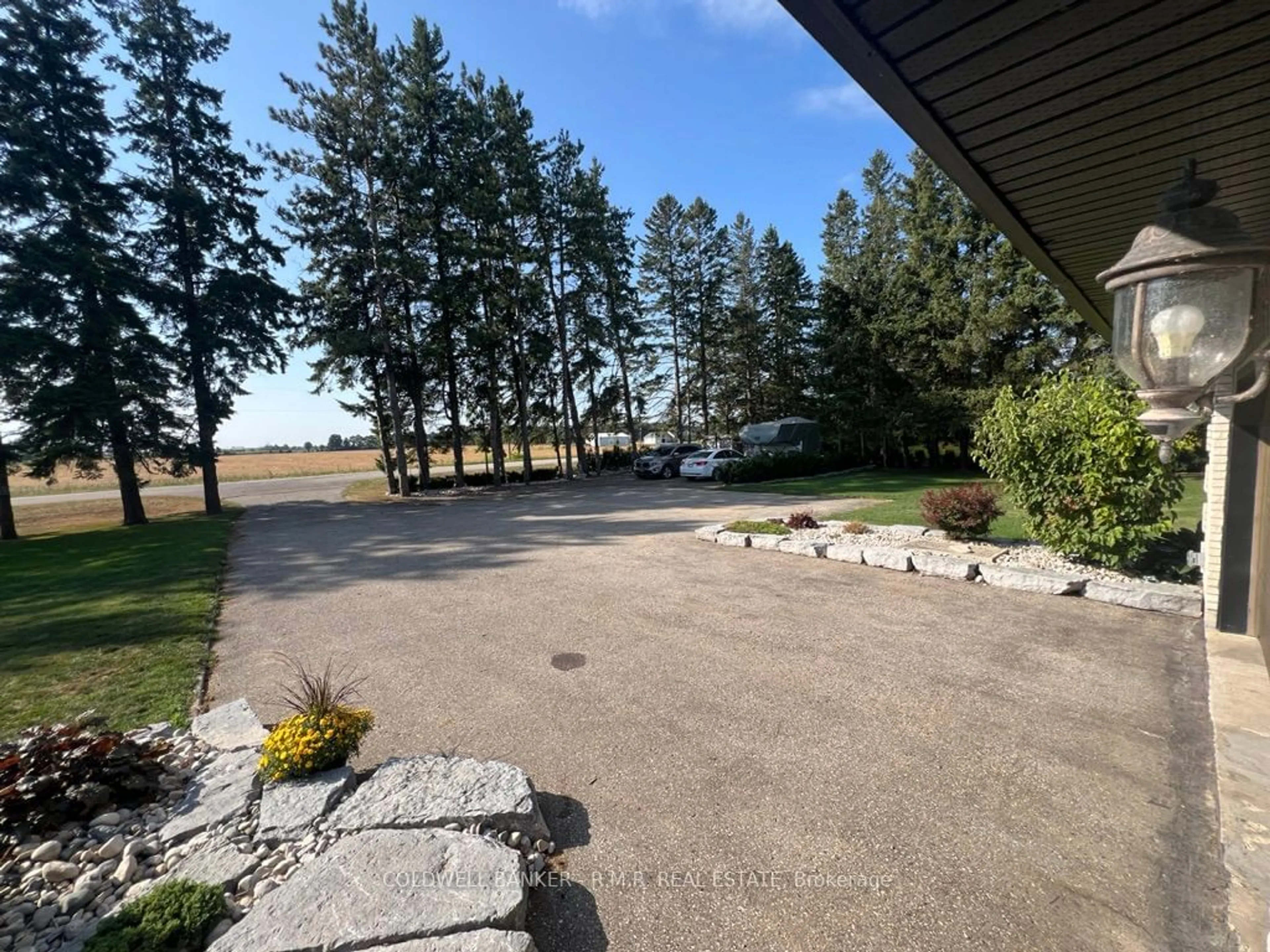 Patio for 294 Seventh Concession Rd, Brant Ontario L1Y 1A2