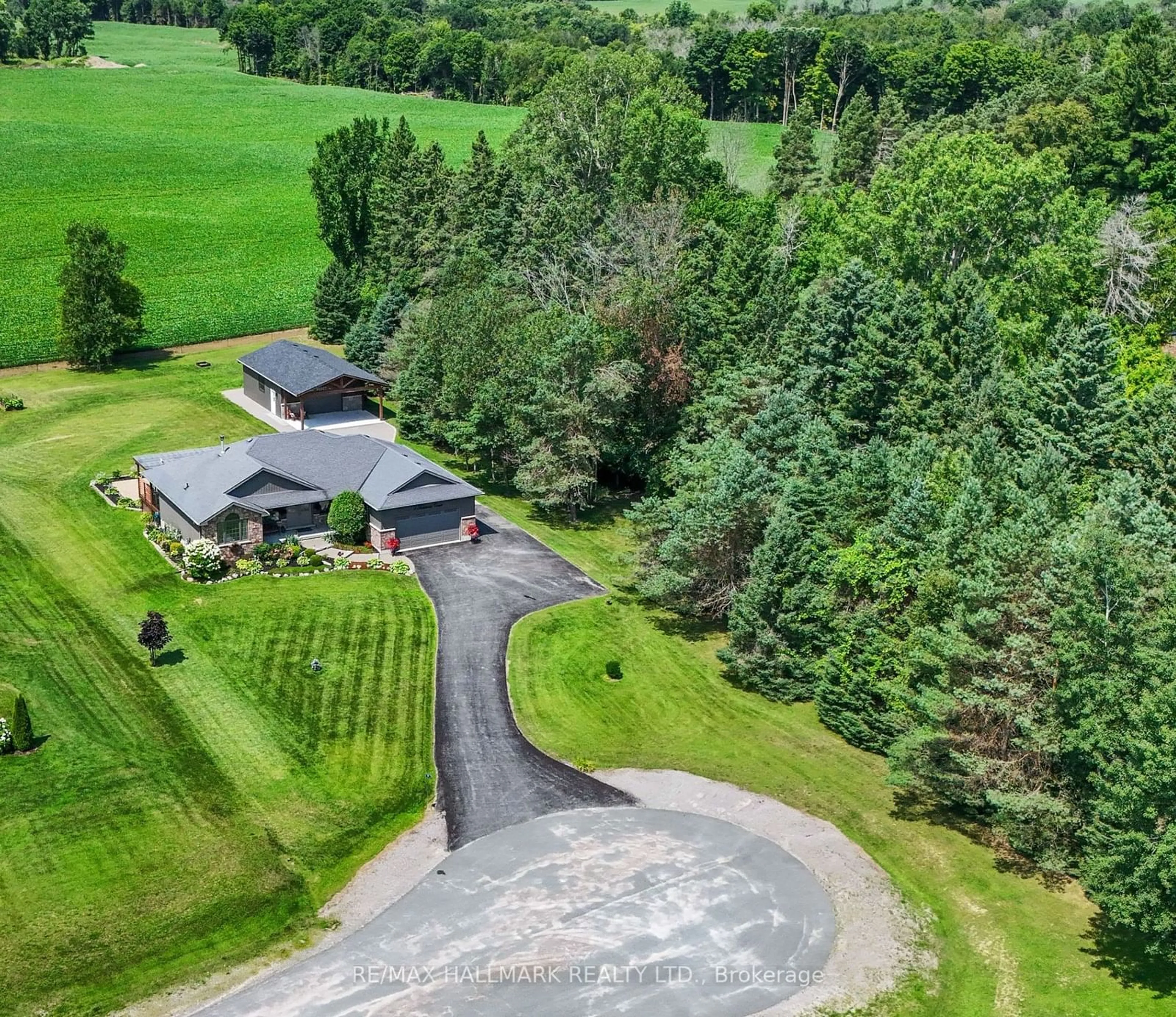 A pic from exterior of the house or condo, cottage for 9 Fieldcrest Crt, Brighton Ontario K0K 1R0