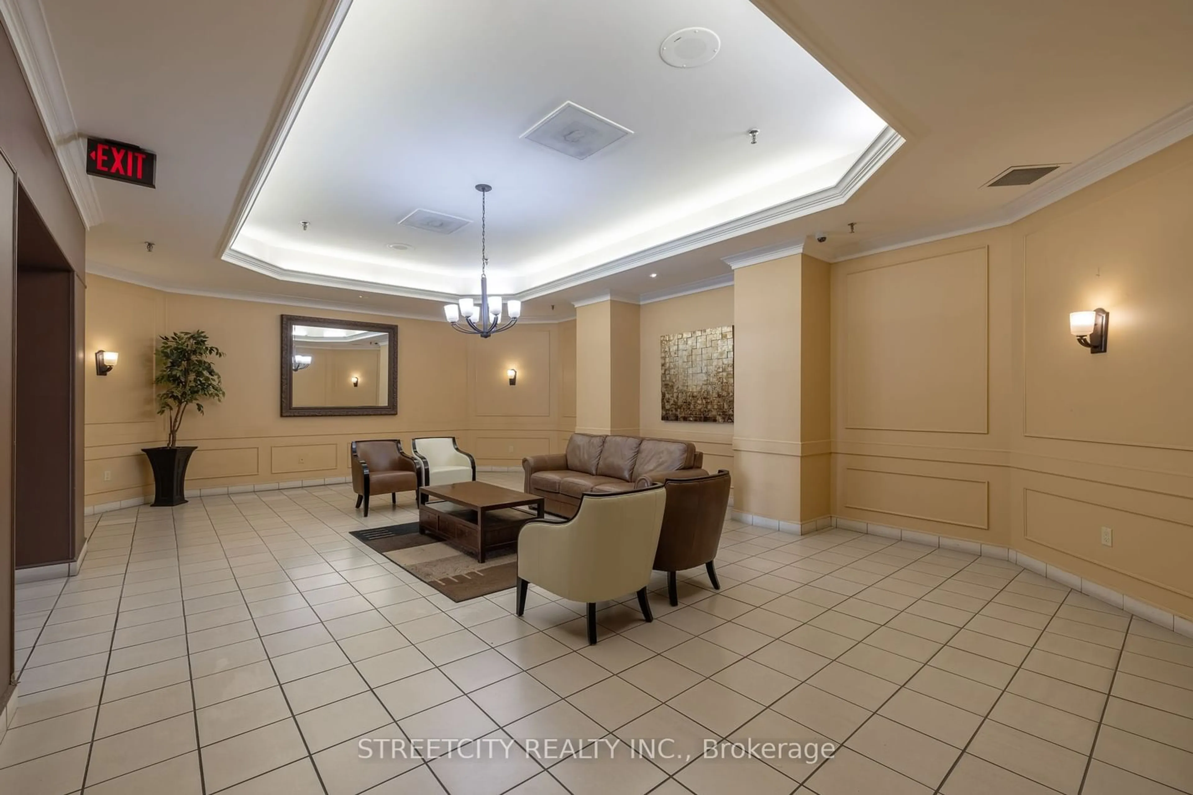 Indoor lobby for 389 Dundas St #305, London Ontario N6B 3L5