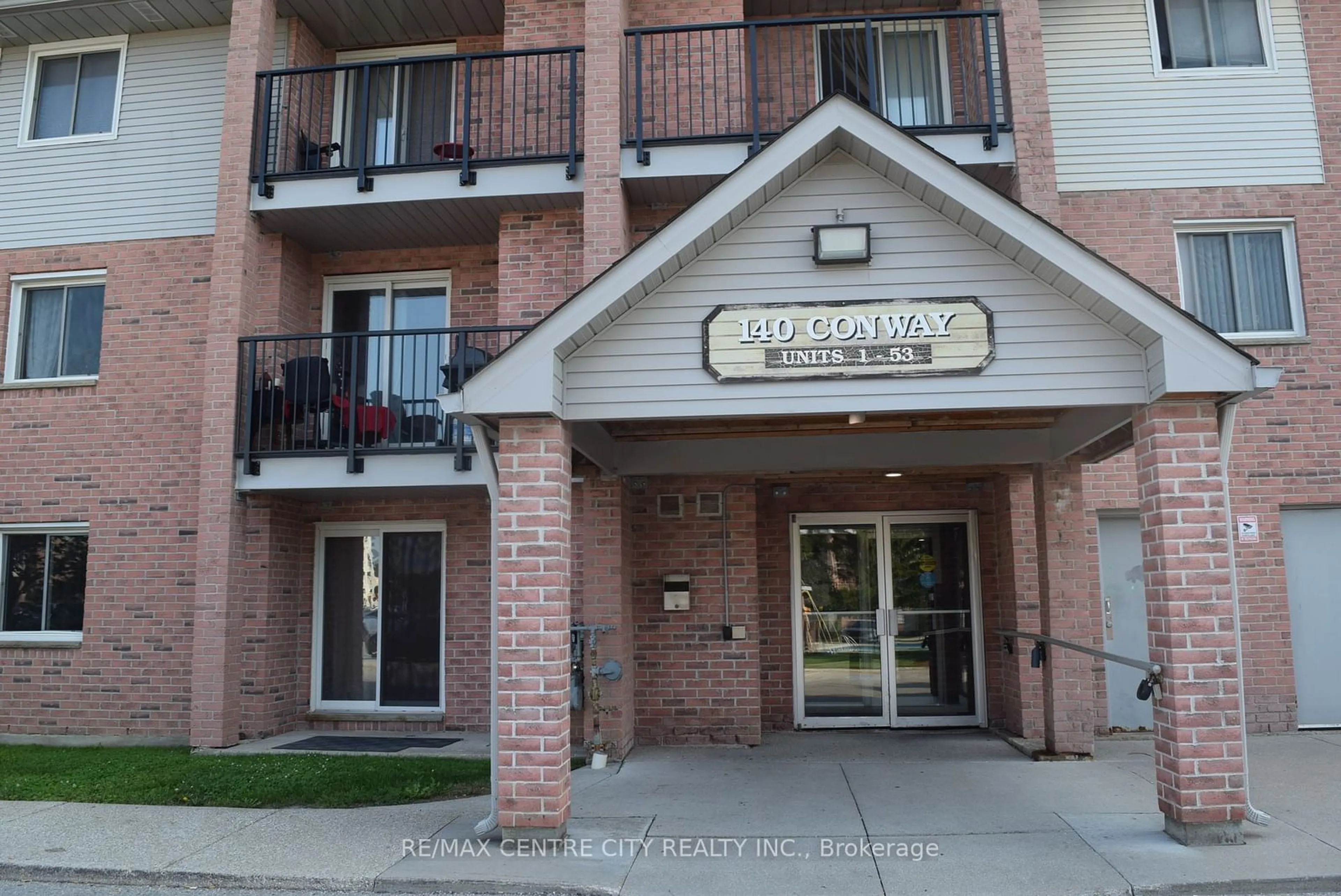 A pic from exterior of the house or condo for 140 Conway Dr #46, London Ontario N6E 3N2