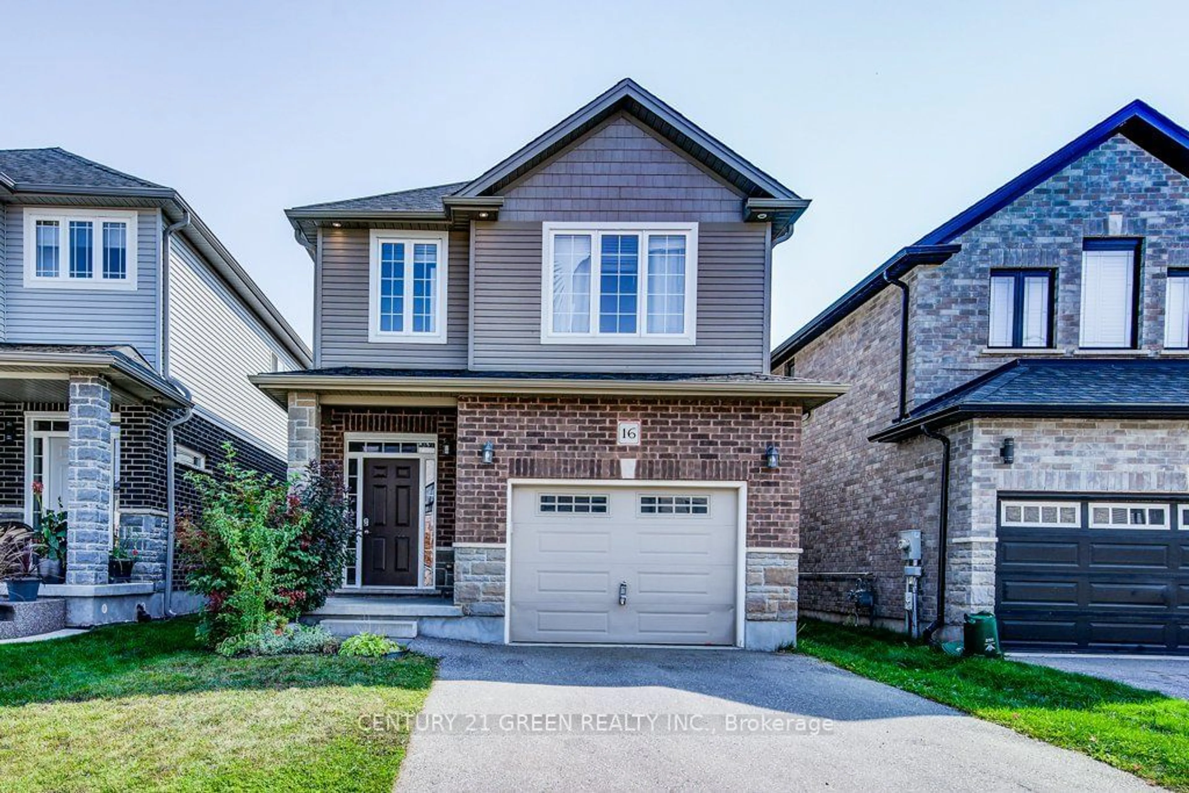 Frontside or backside of a home for 16 Sparrow Ave, Cambridge Ontario N1T 2E2