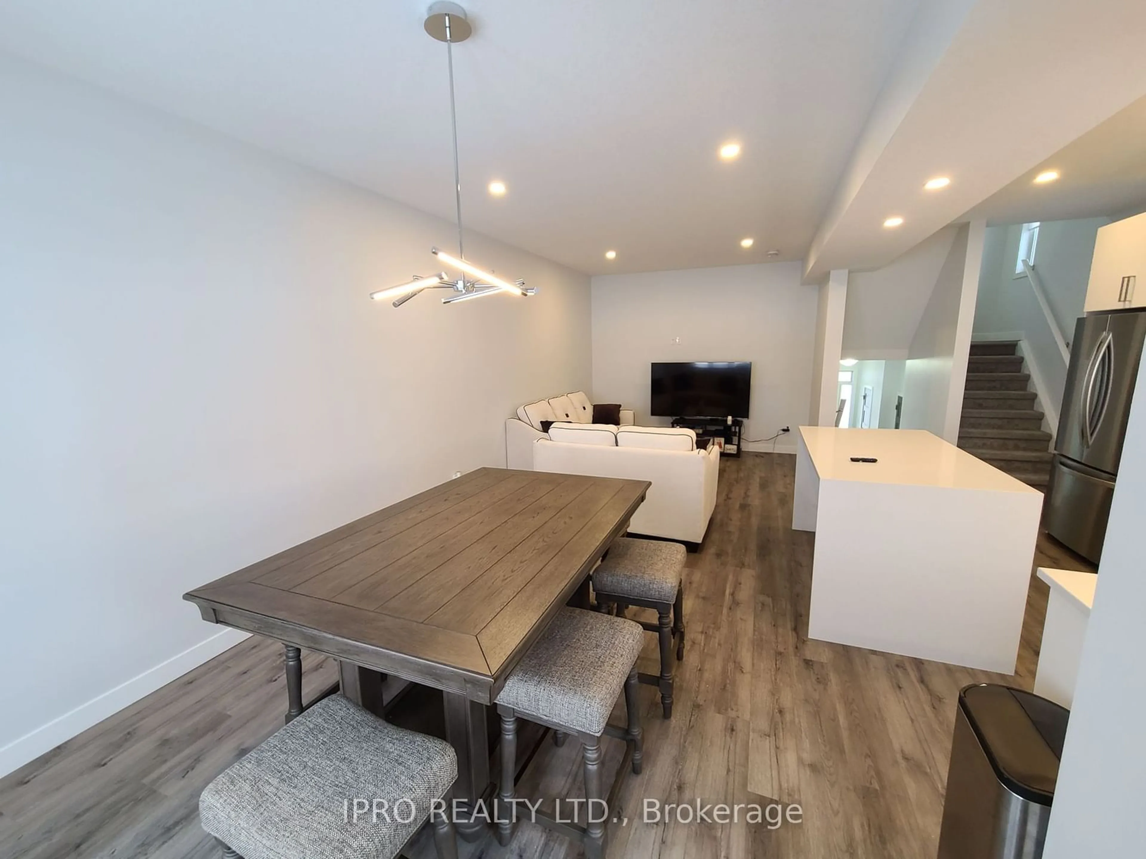 Dining room for 3380 Singleton Ave #36, London Ontario N6L 0E8