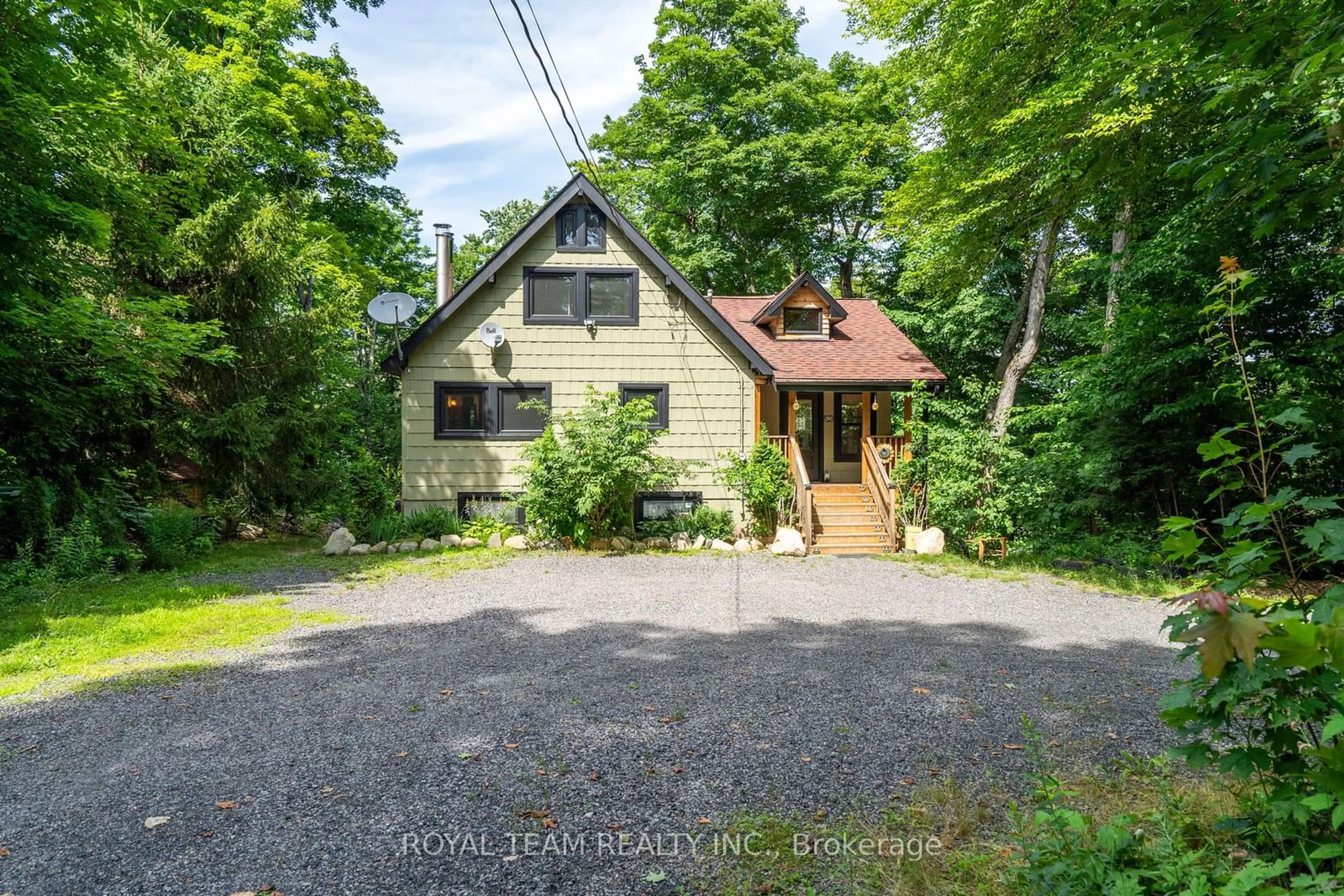 Frontside or backside of a home, cottage for 12 Hayhoe Rd, Seguin Ontario P0C 1H0