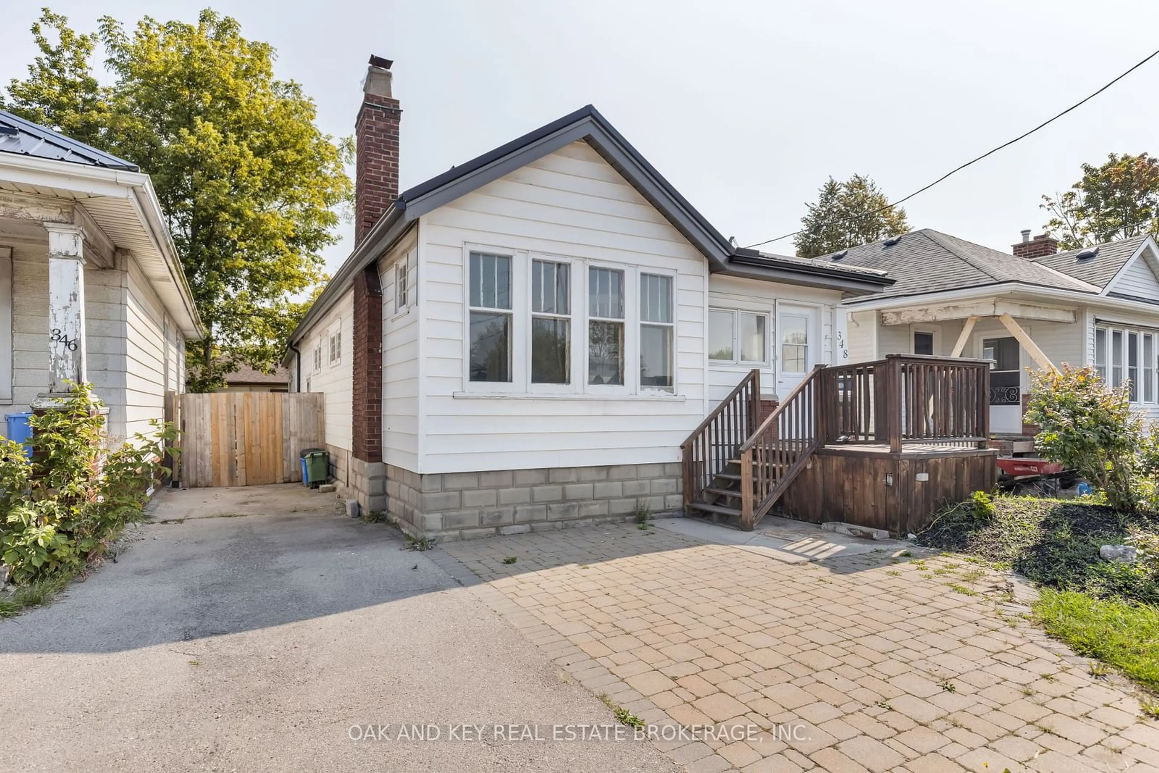 Frontside or backside of a home, cottage for 348 Wharncliffe Rd, London Ontario N6J 2L8