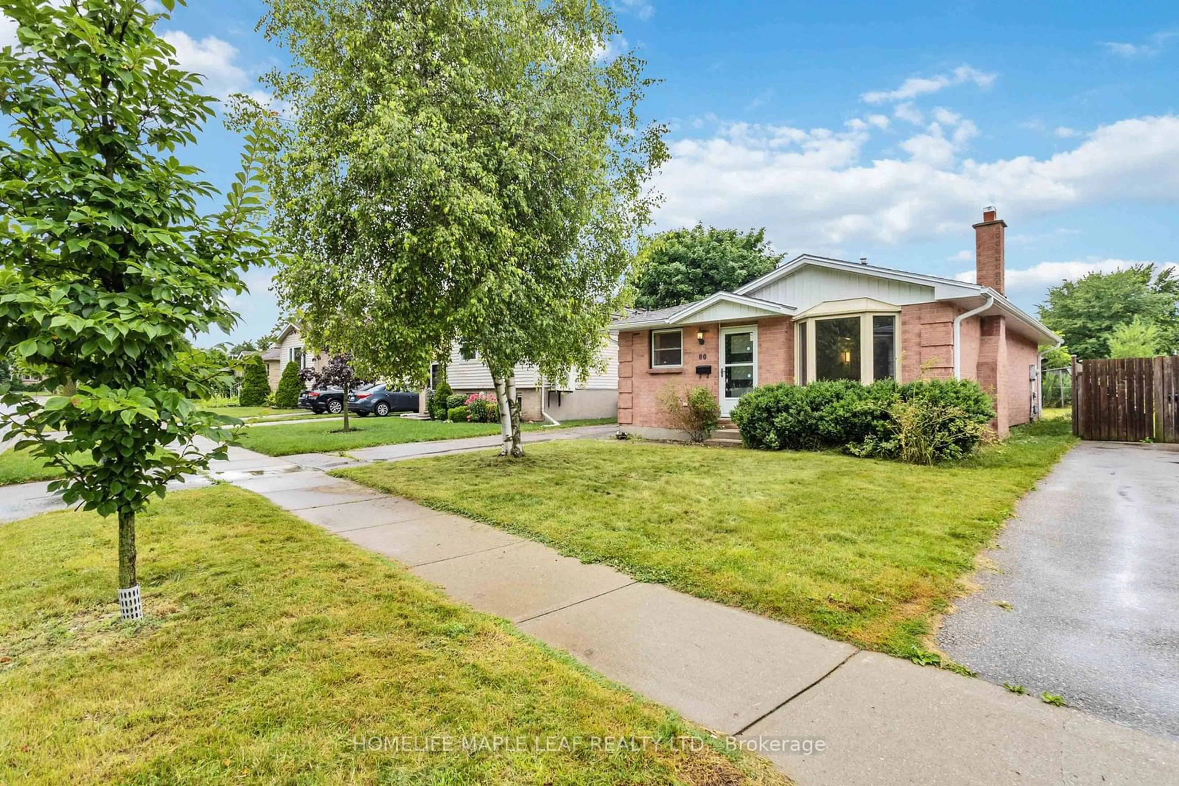 A pic from exterior of the house or condo, the street view for 80 Ardsley Rd, London Ontario N6G 3W4