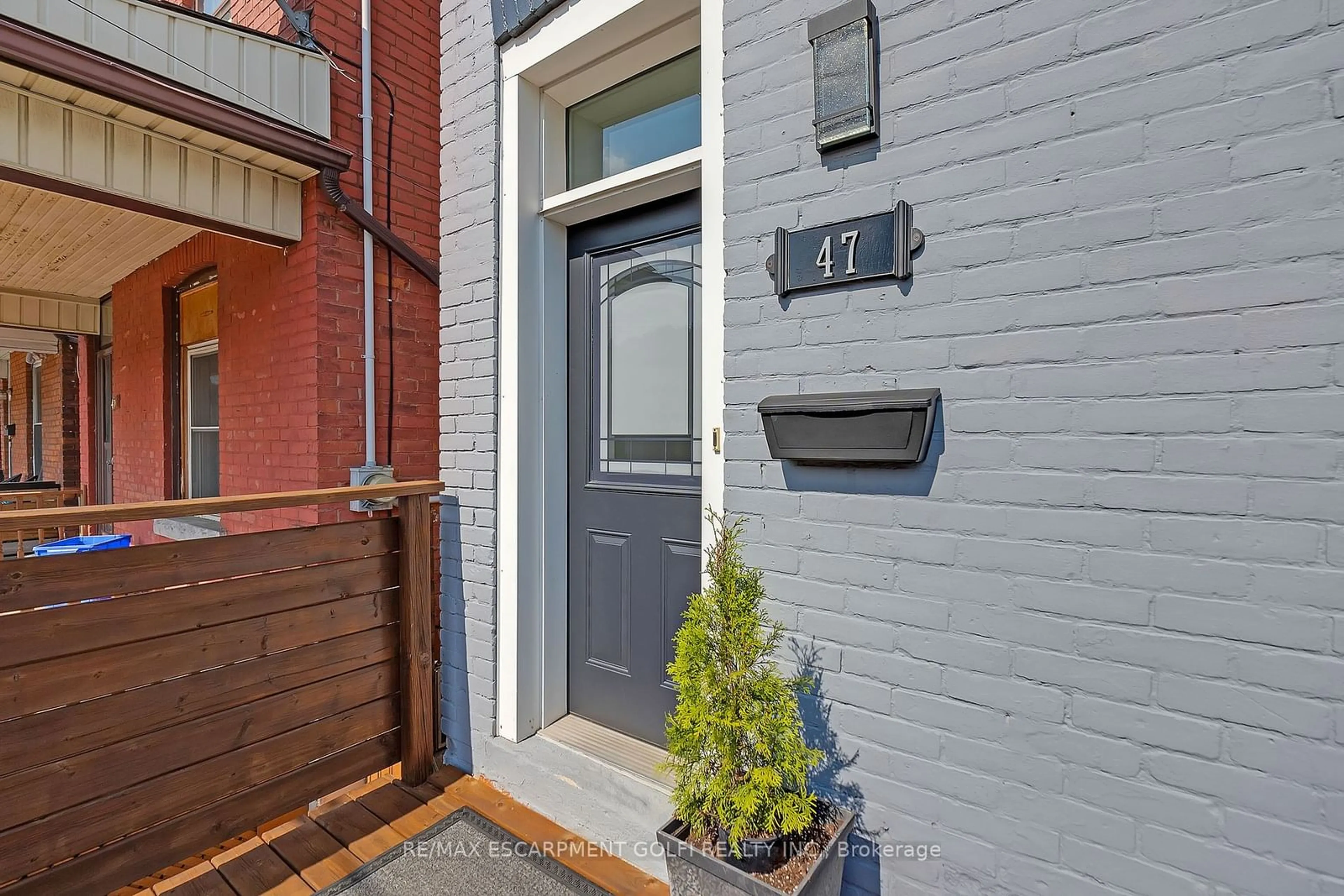 A pic from exterior of the house or condo, the street view for 47 Burlington St, Hamilton Ontario L8L 4G3