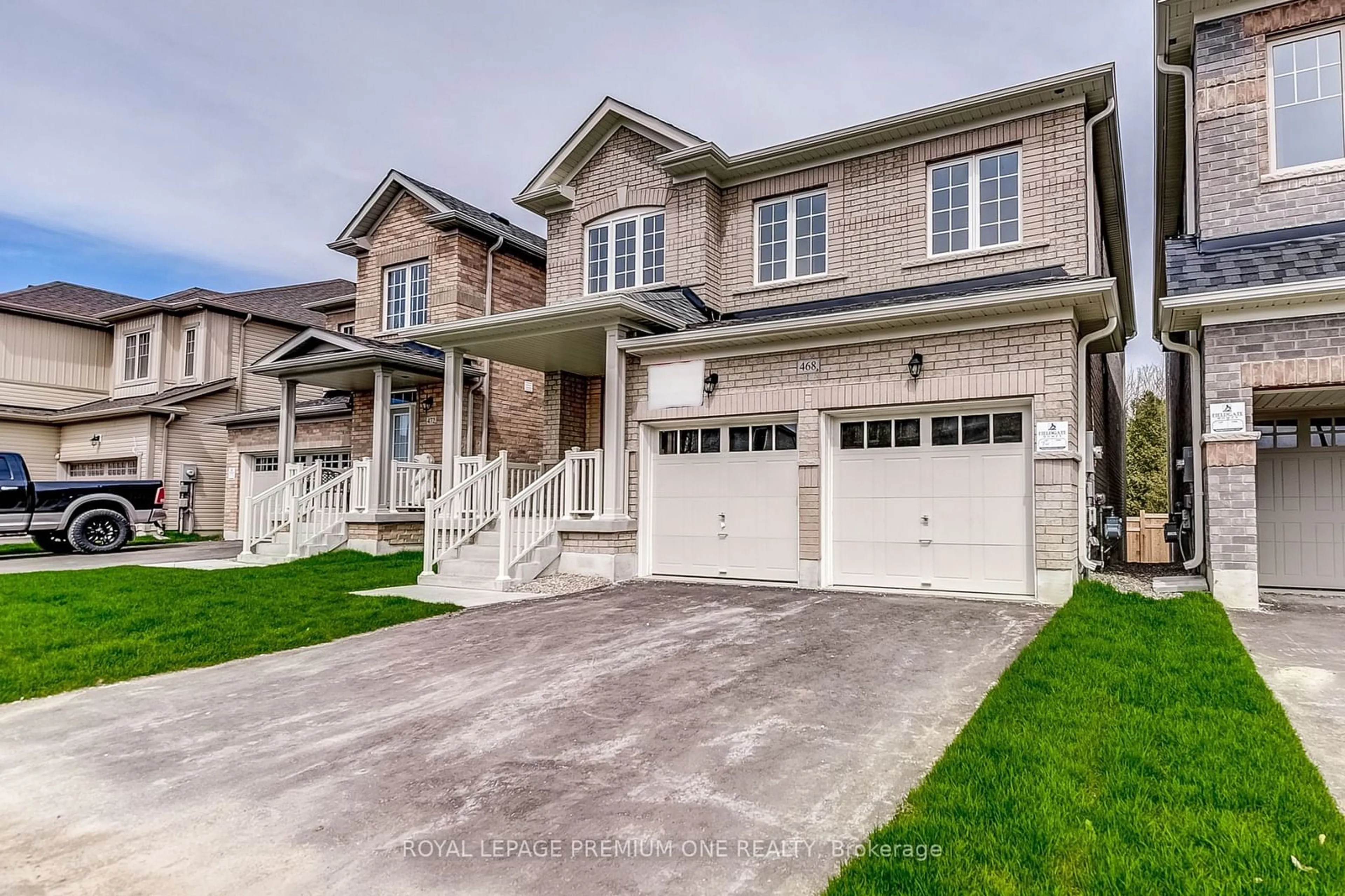 Frontside or backside of a home, the street view for 468 Black Cherry Cres, Melancthon Ontario L9V 1Y3