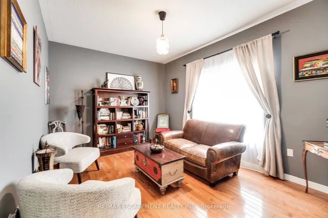 Additional property image - 72 Sidney Cres