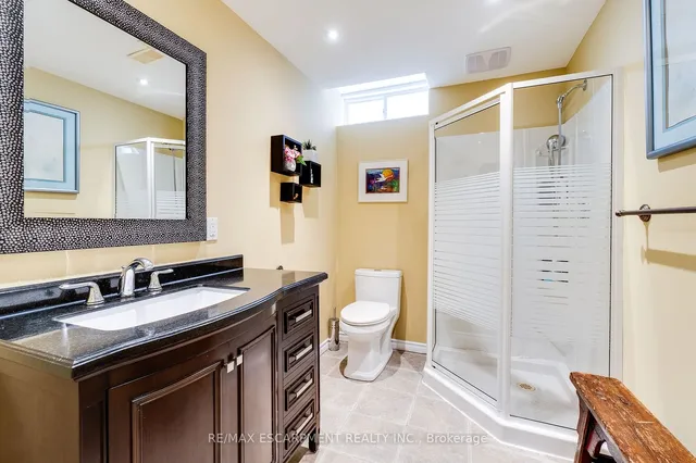 Additional property image - 72 Sidney Cres