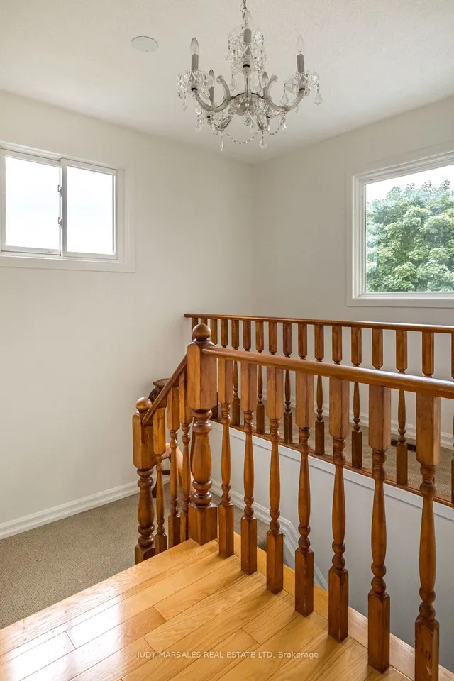 Additional property image - 4 Knollwood Crt