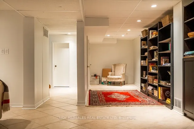 Additional property image - 4 Knollwood Crt