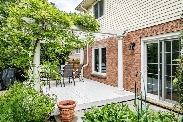 Additional property image - 4 Knollwood Crt