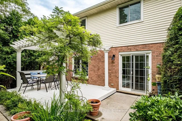 Additional property image - 4 Knollwood Crt