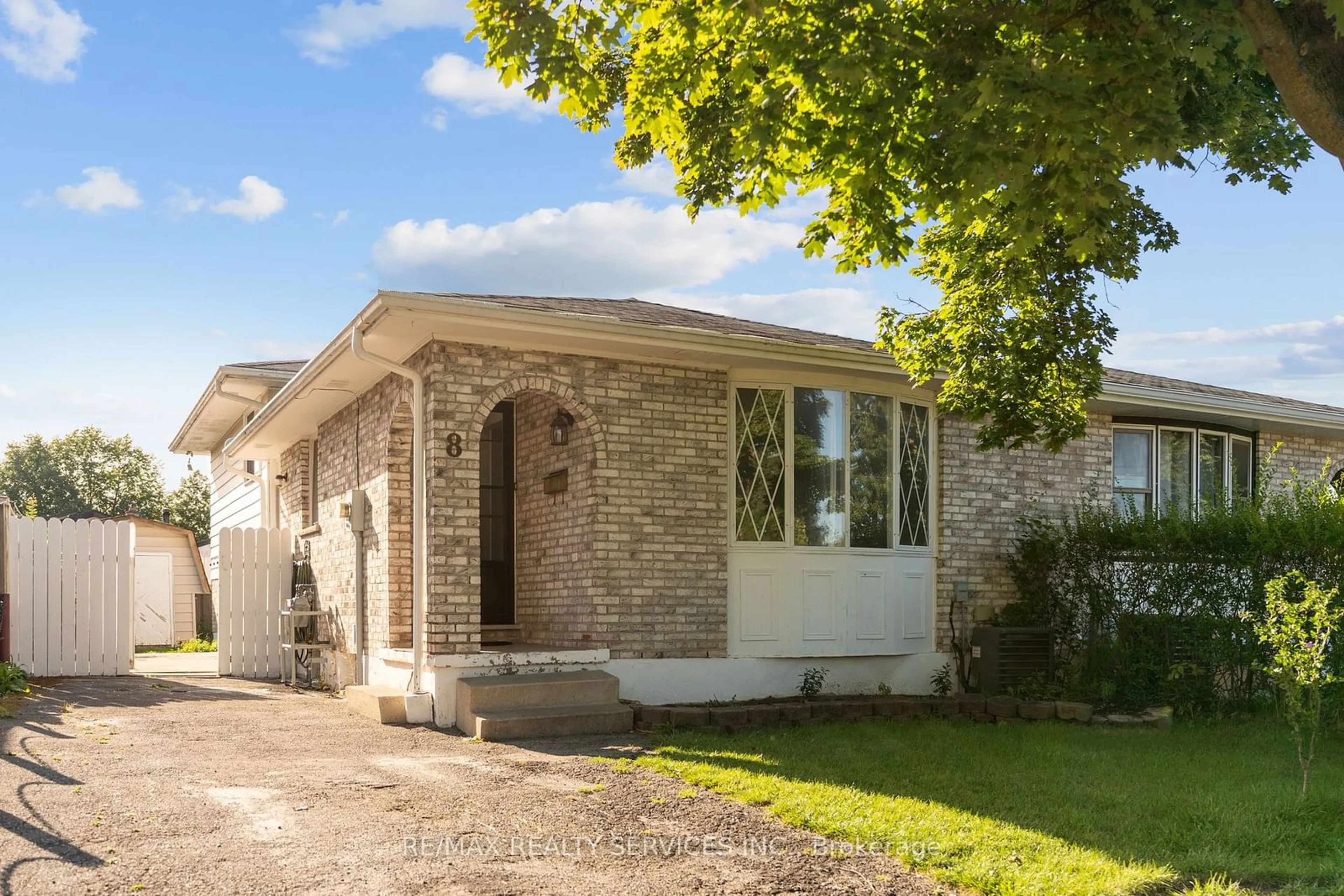 Home with brick exterior material for 8 Canterbury Dr, St. Catharines Ontario L2P 3M7