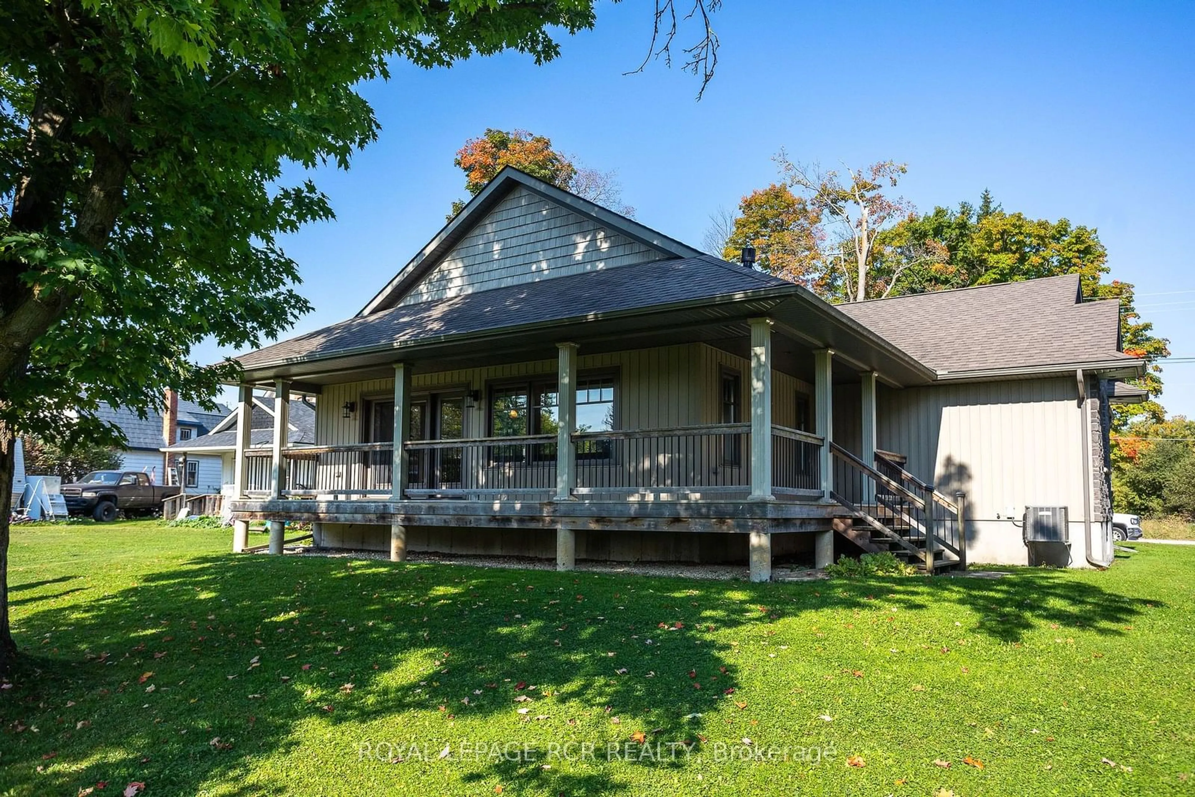 A pic from exterior of the house or condo, cottage for 30 Victoria St, Southgate Ontario N0C 1B0