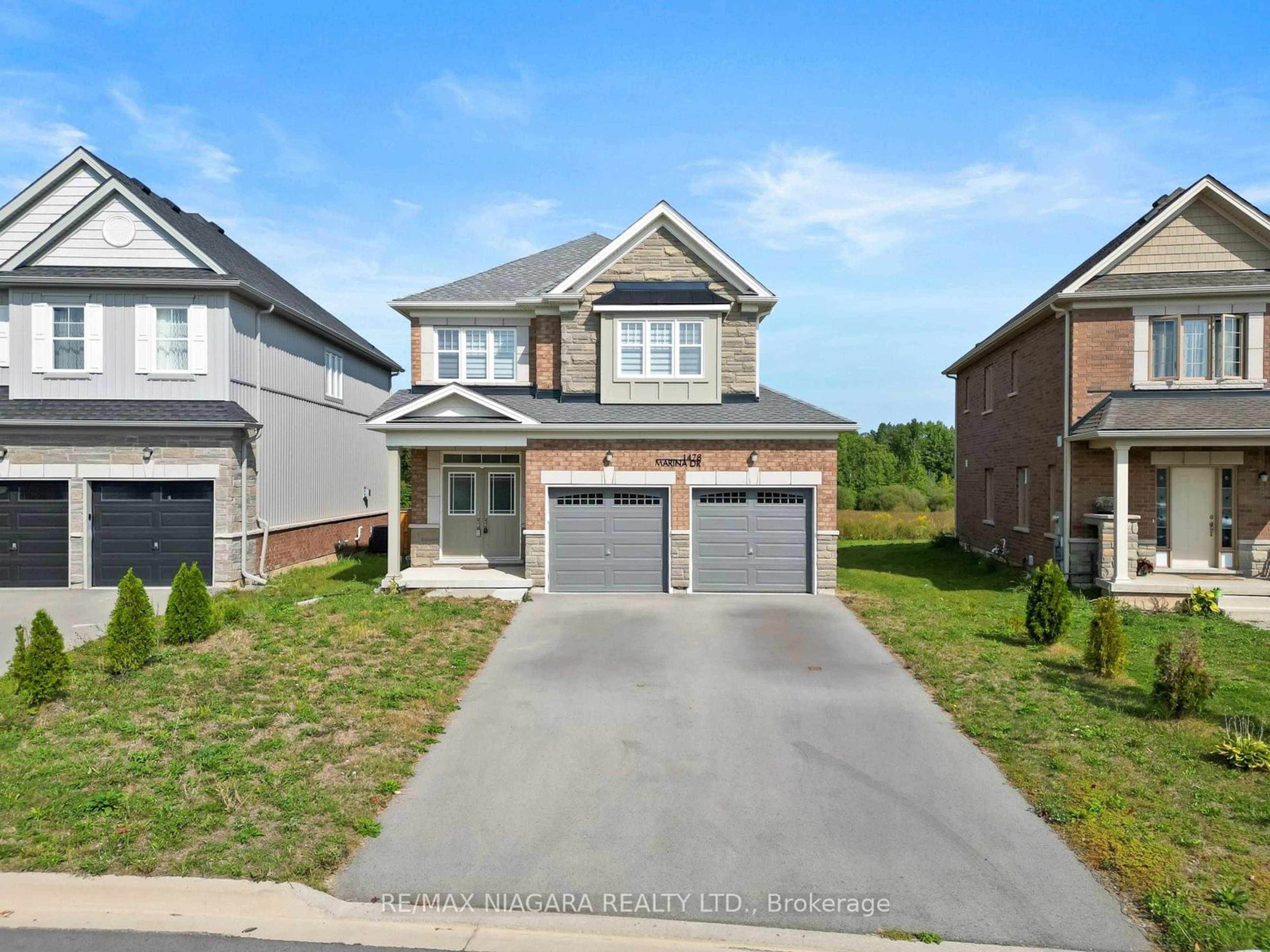 Frontside or backside of a home, the street view for 1478 Marina Dr, Fort Erie Ontario L2A 0C7