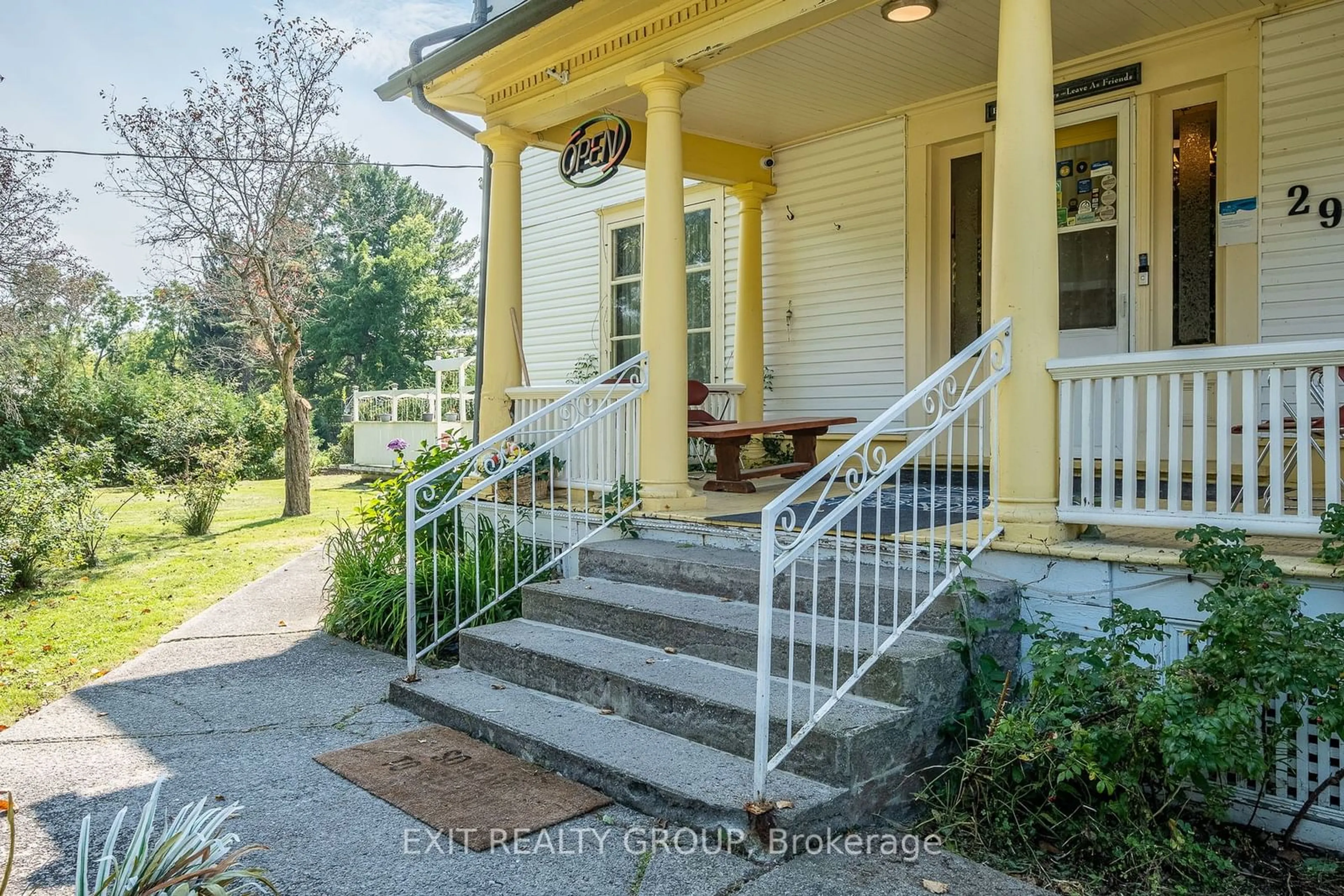 Patio, cottage for 29 Bursthall St, Marmora and Lake Ontario K0K 2M0