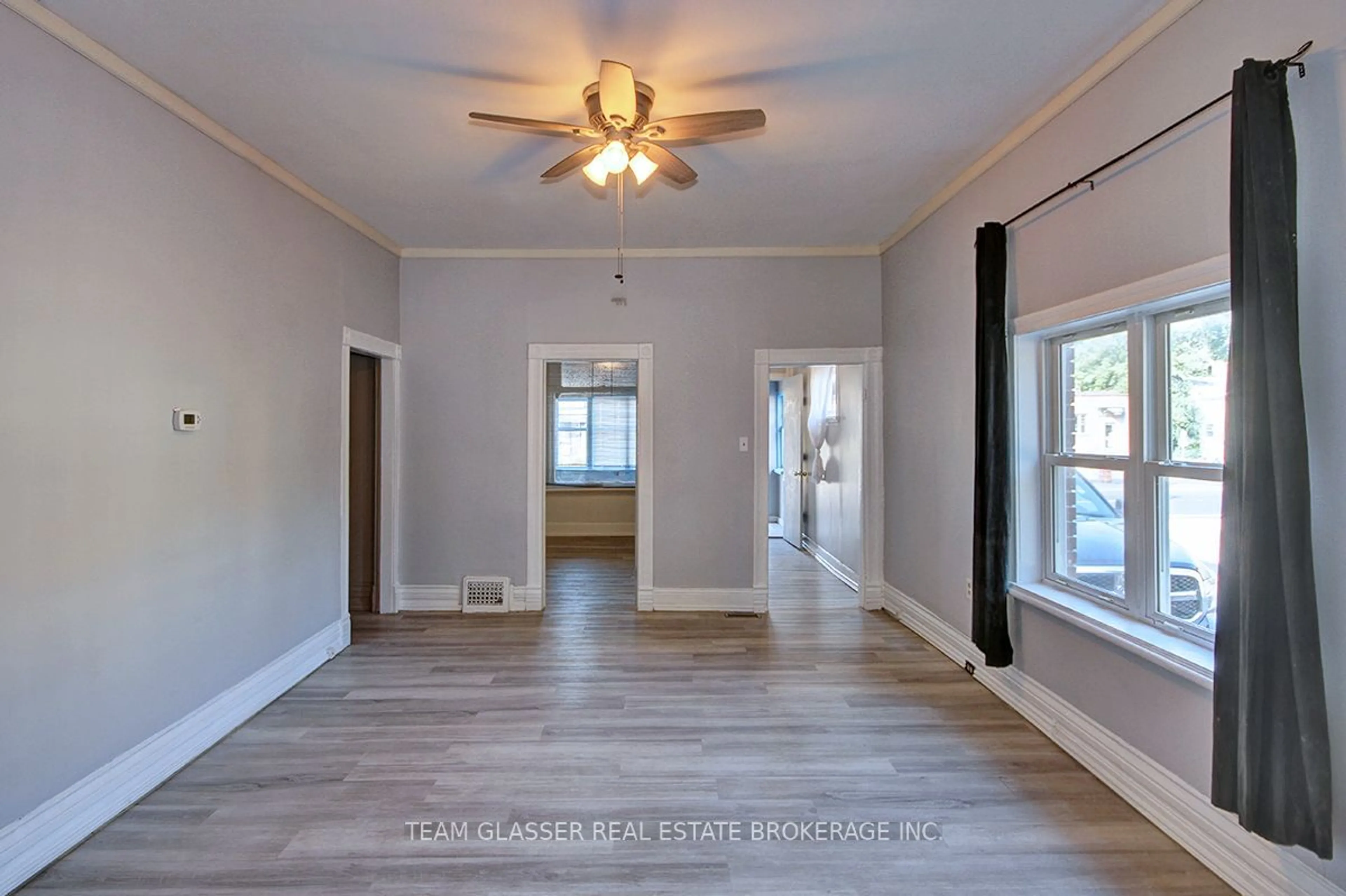 A pic of a room, wood floors for 178 WELLINGTON St, London Ontario N6B 2L1