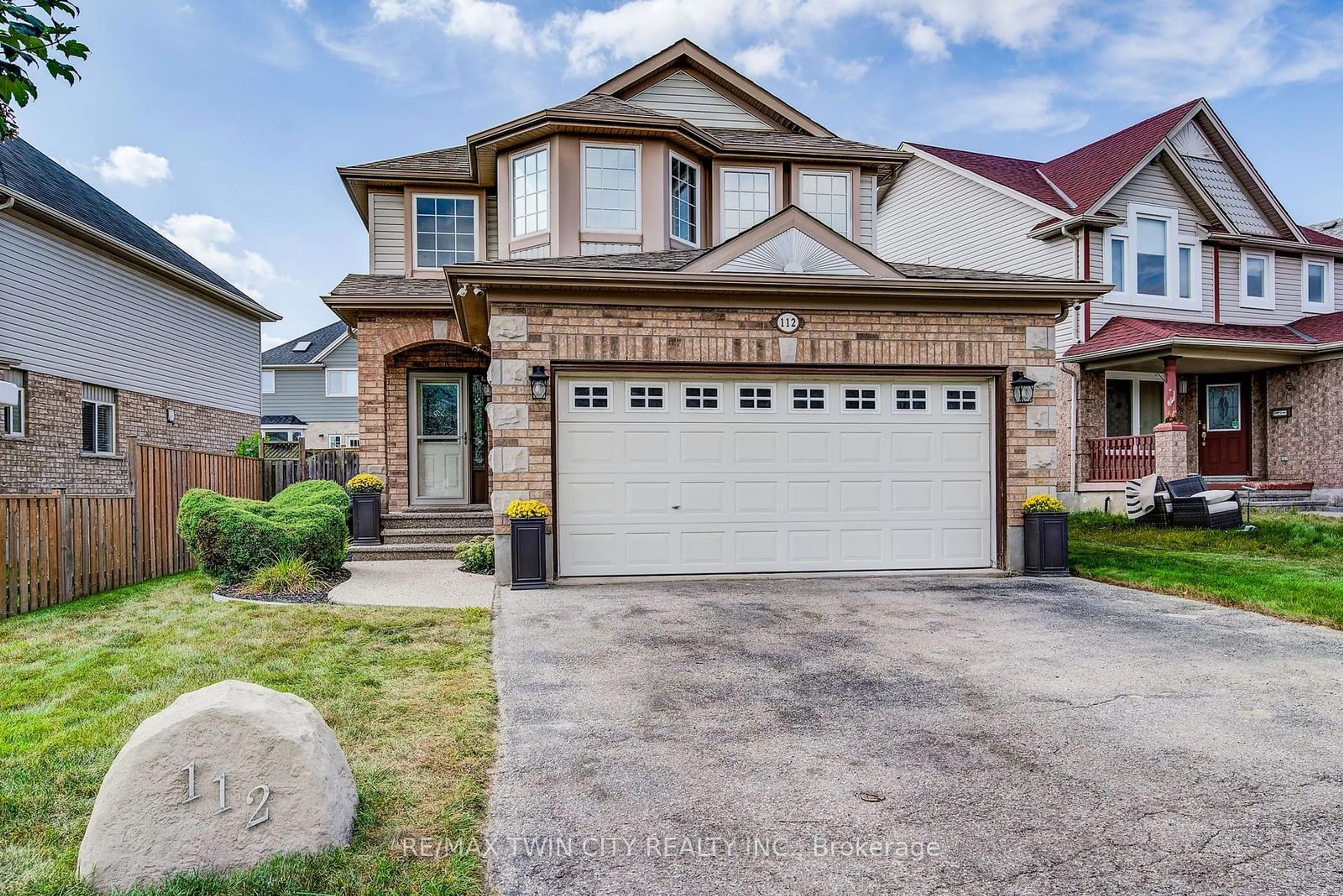 Frontside or backside of a home for 112 Sofron Dr, Cambridge Ontario N3C 4H9