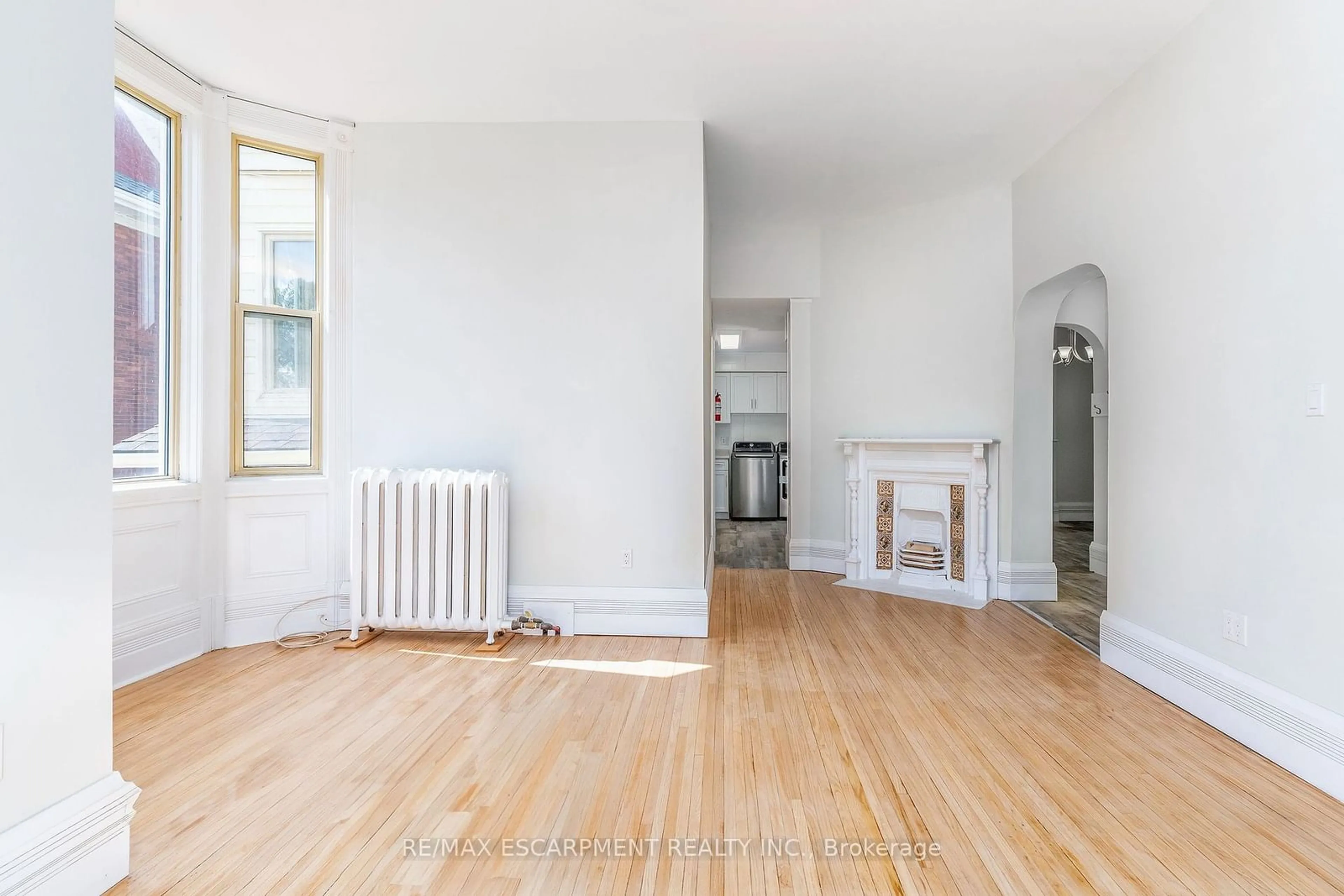 A pic of a room, wood floors for 59 NORTH St, Goderich Ontario N1A 2T5