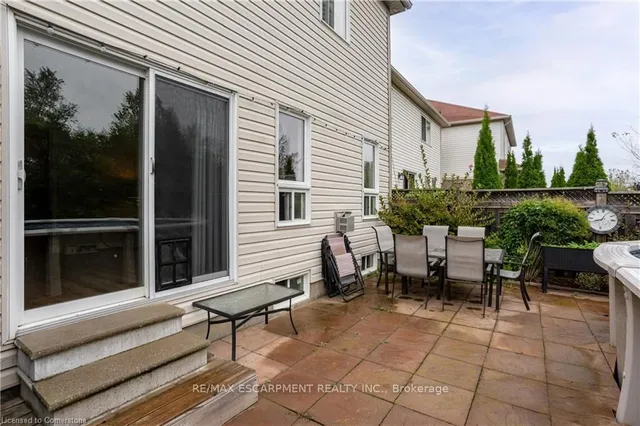 Additional property image - 93 BRADLEY Ave
