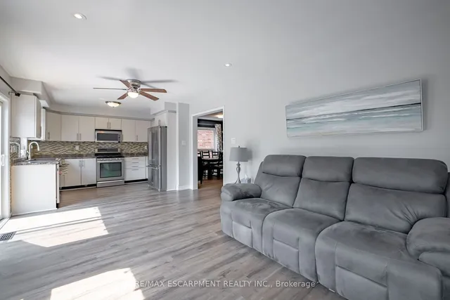 Additional property image - 93 BRADLEY Ave