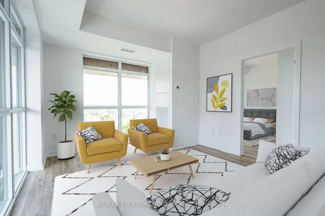 Additional property image - 470 DUNDAS St Unit 902