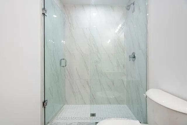 Additional property image - 470 DUNDAS St Unit 902
