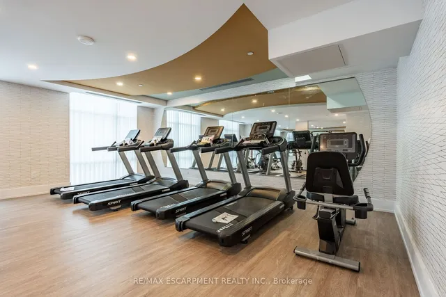 Additional property image - 470 DUNDAS St Unit 902