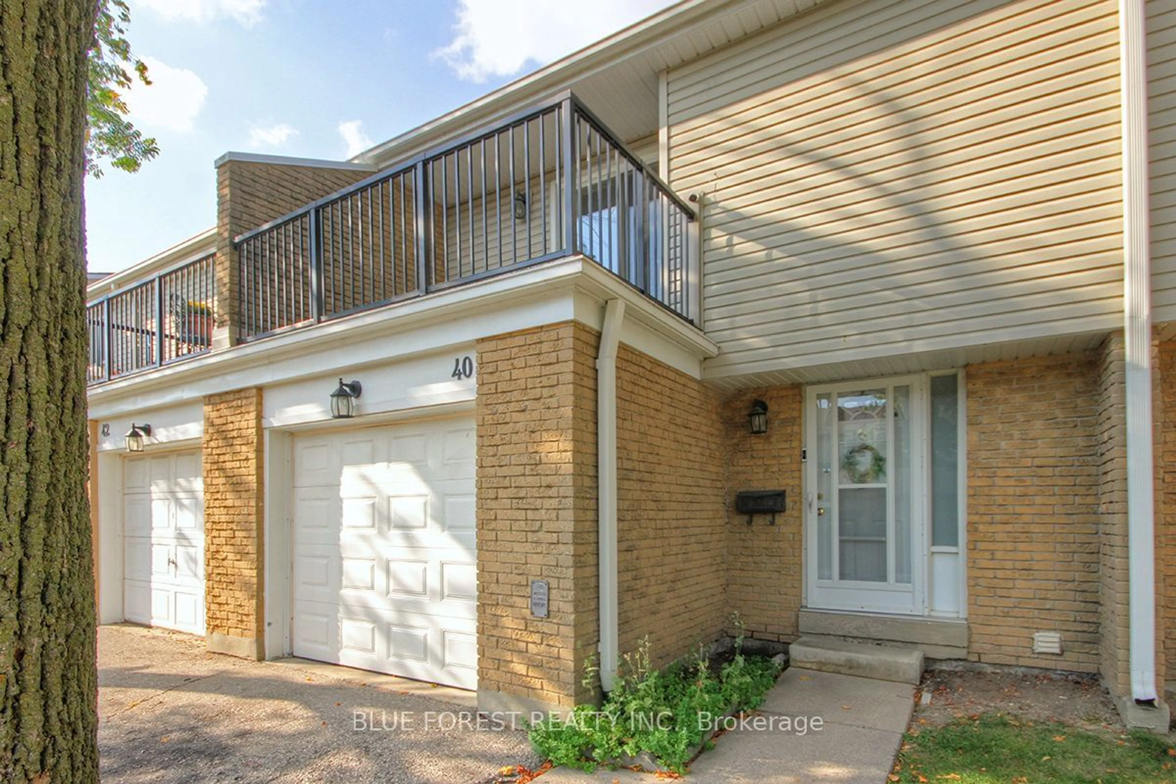 A pic from exterior of the house or condo for 590 Millbank Dr #40, London Ontario N6E 2H2