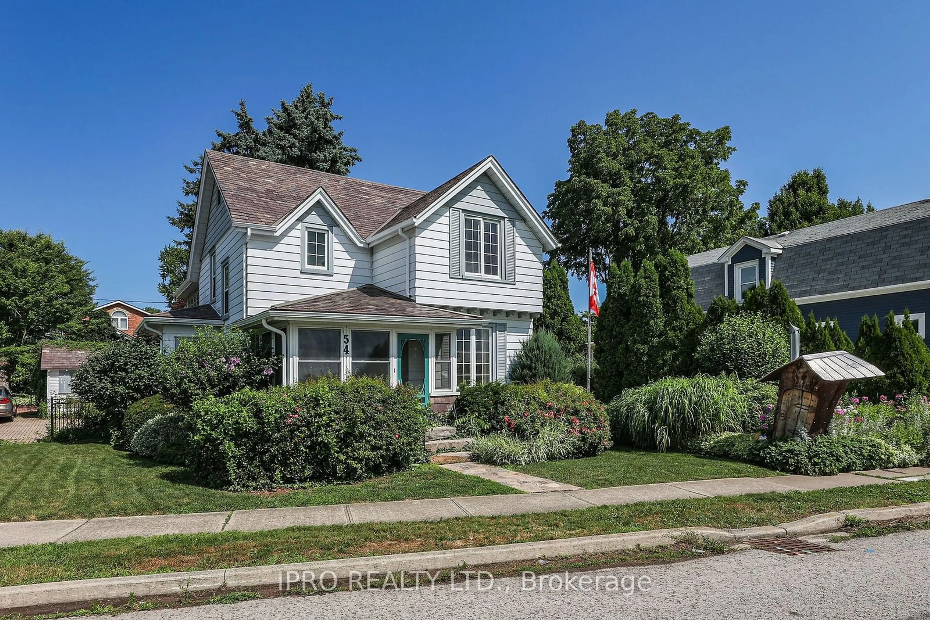 Frontside or backside of a home, the street view for 54 Canal St, St. Catharines Ontario L2N 4S9