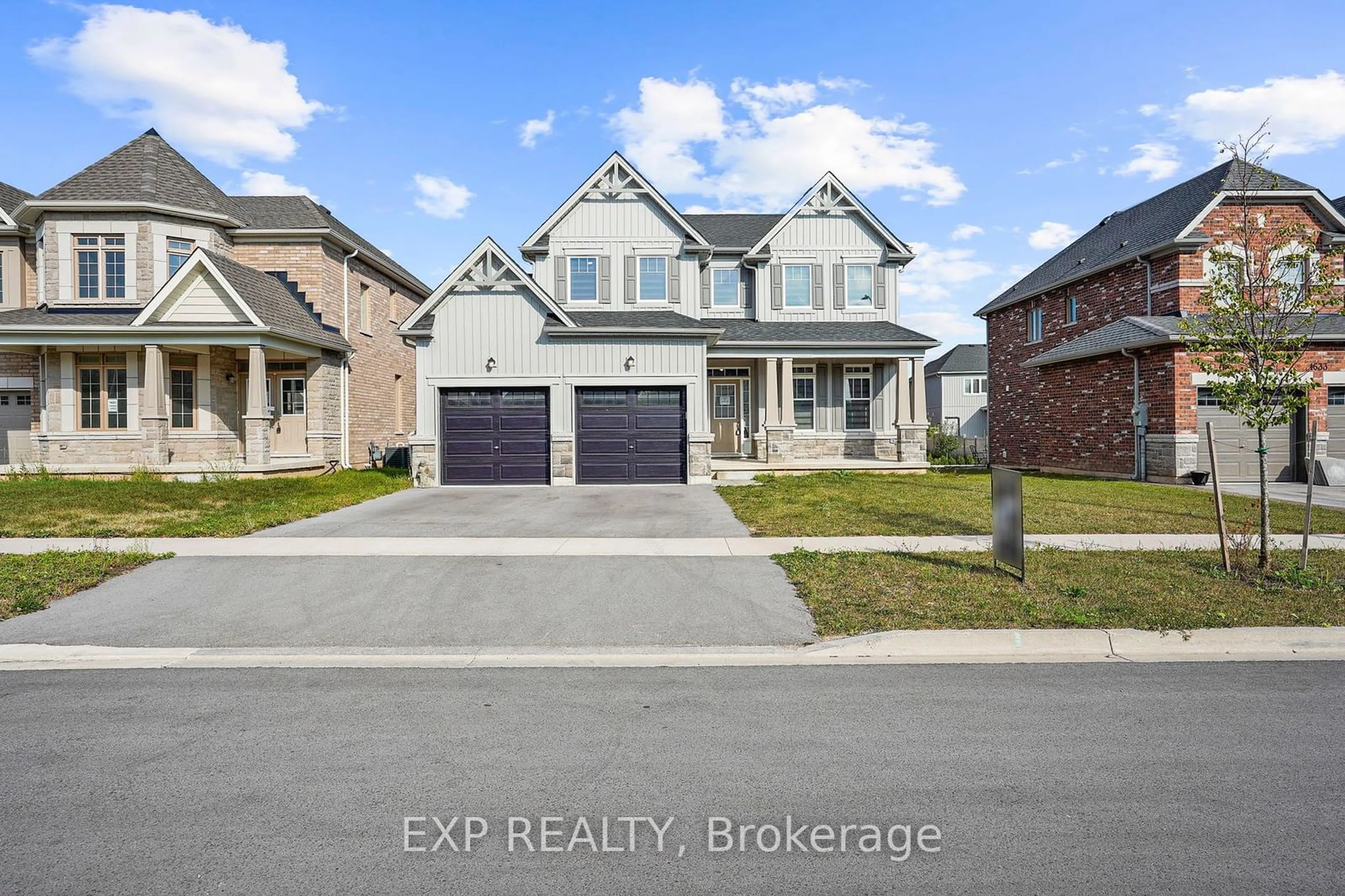 Frontside or backside of a home, the street view for 1627 Marina Dr, Fort Erie Ontario L2A 0C9