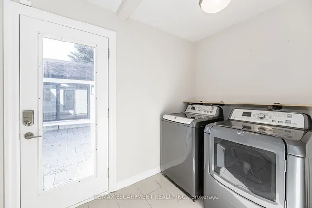 Additional property image - 106 Overdale Ave