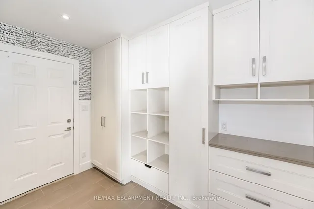 Additional property image - 106 Overdale Ave