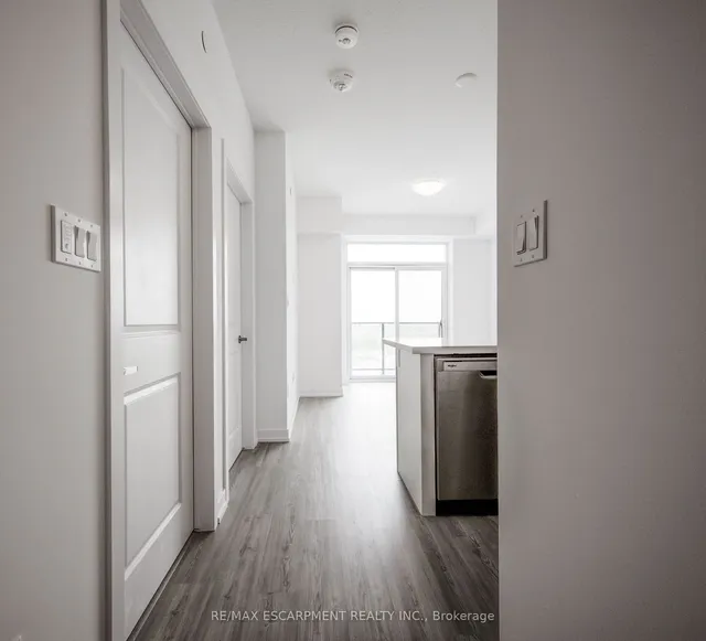 Additional property image - 470 Dundas St Unit 1108