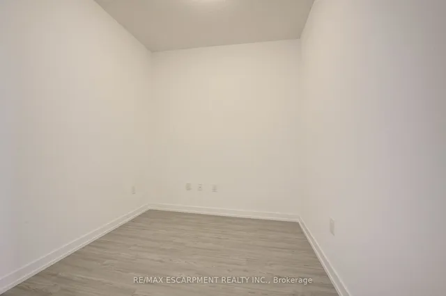 Additional property image - 470 Dundas St Unit 1108