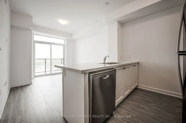 Additional property image - 470 Dundas St Unit 1108