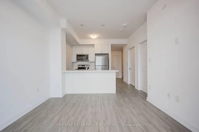 Additional property image - 470 Dundas St Unit 1108