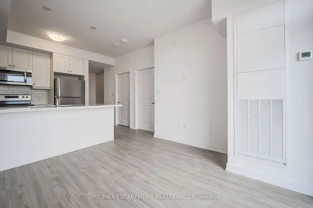 Additional property image - 470 Dundas St Unit 1108