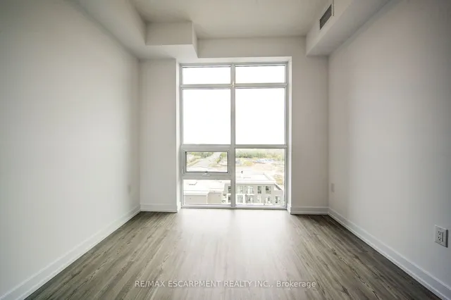 Additional property image - 470 Dundas St Unit 1108