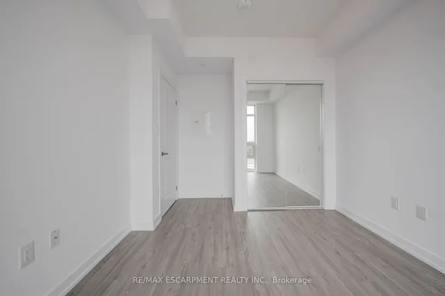 Additional property image - 470 Dundas St Unit 1108