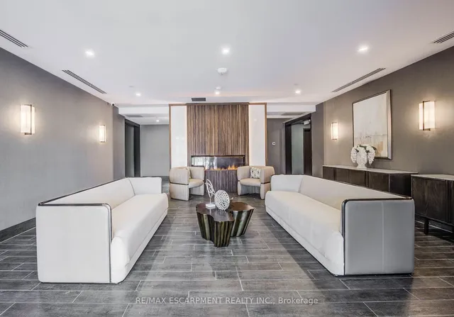 Additional property image - 470 Dundas St Unit 1108
