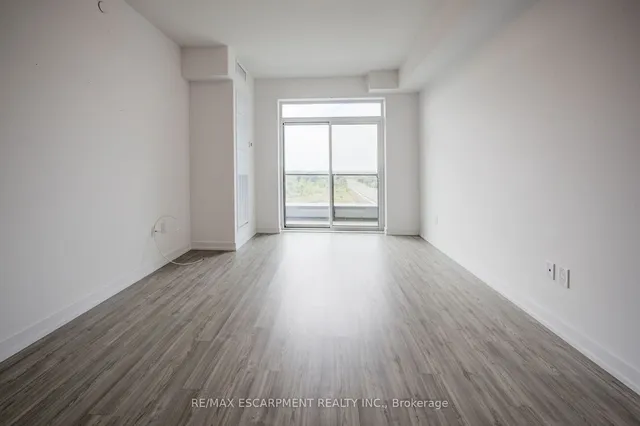 Additional property image - 450 Dundas St Unit 715